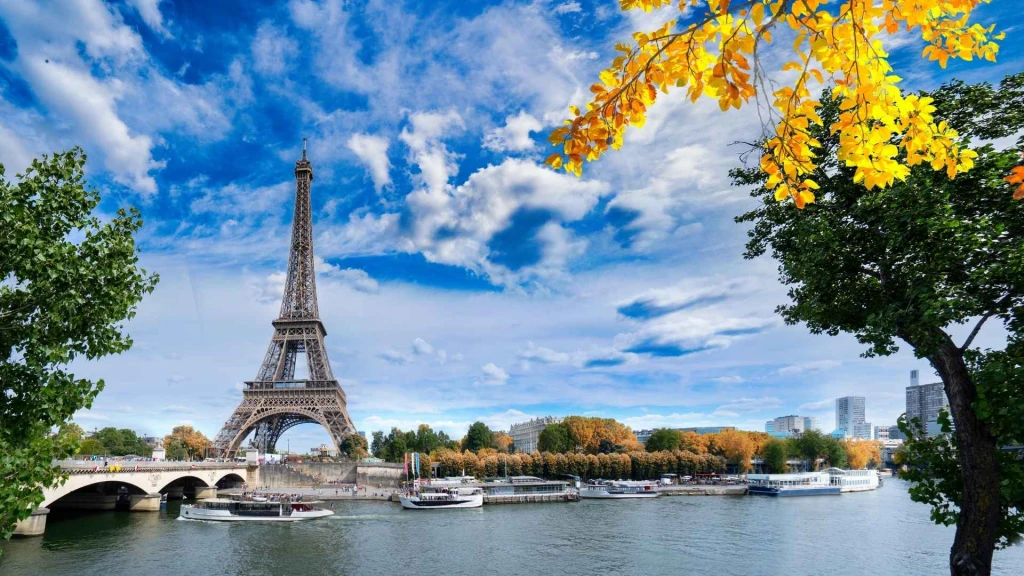 Elegant Benelüx Paris Alsace Turu Pegasus Havayolları ile 7 Gece AMS-BSL