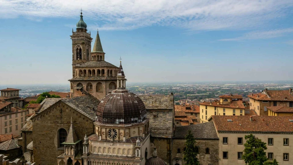 Ekspress Büyük İtalya Turu Ajet Havayolları İle 5 Gece 6 Gün Promosyon (Roma-Bergamo)
