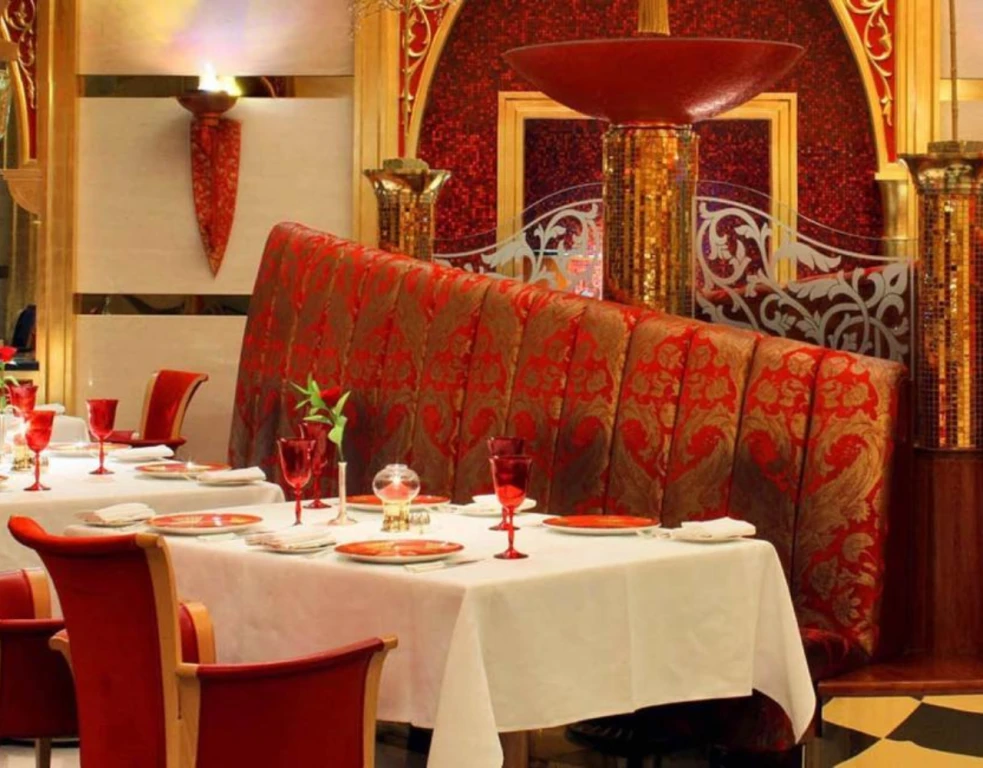 Burj Al Arab Oteli Turu ve IWAN Restoran Akşam Yemeği