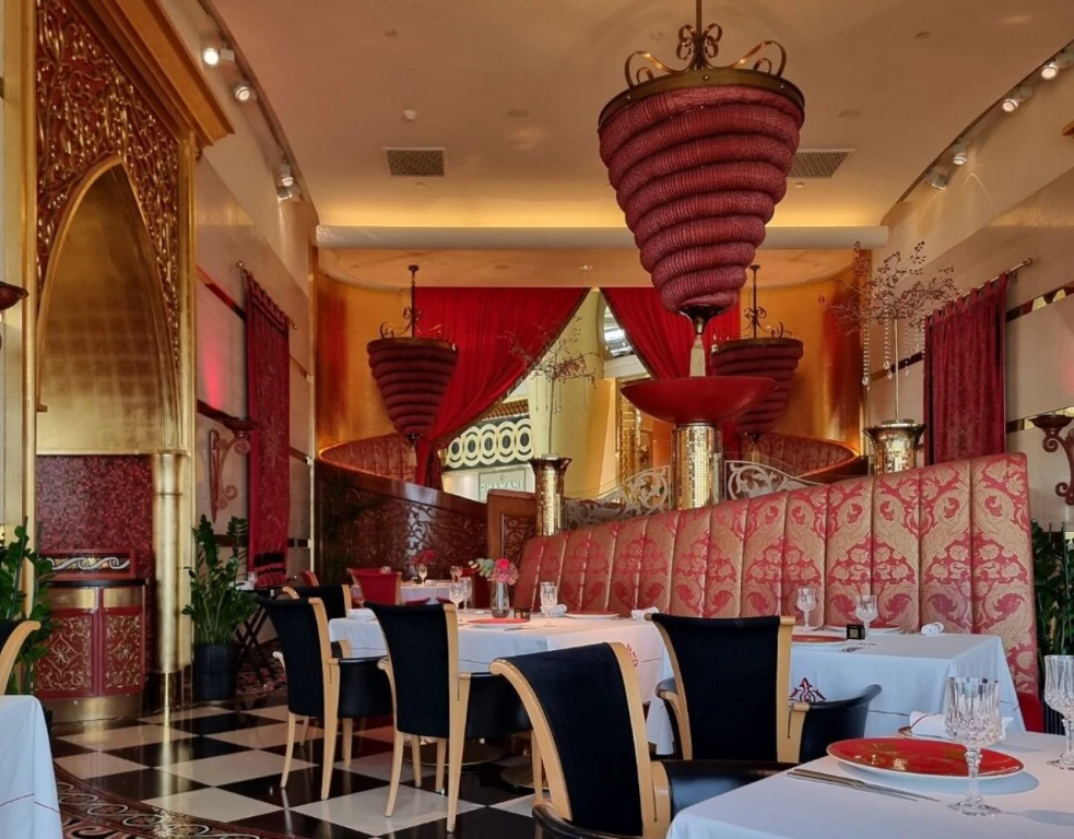Burj Al Arab Oteli Turu ve IWAN Restoran Akşam Yemeği