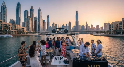 Dubai Marina Paylaşımlı Lüks Yat Partisi | DJ’li VIP Tekne Turu