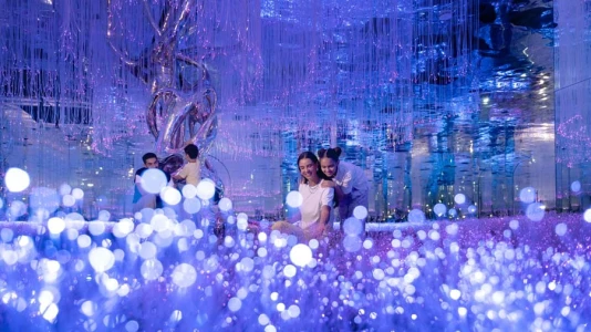 AYA Universe Dubai | Dubai’de Dijital Sanat ve Işık Deneyimi