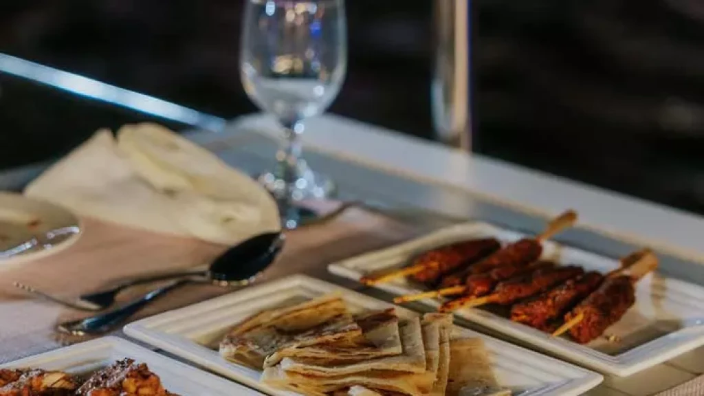 Alexandra Sea Lounge Dubai Marina | Deniz Üzerinde Lounge & Dinner Cruise
