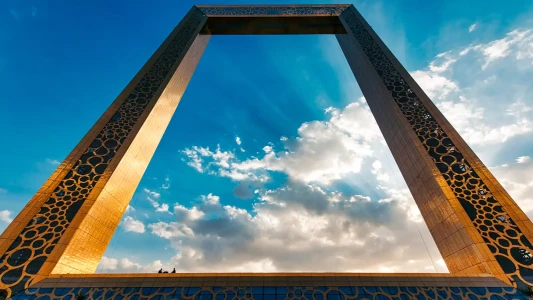 Dubai Frame | Eski ve Yeni Dubai’yi Aynı Anda Keşfedin