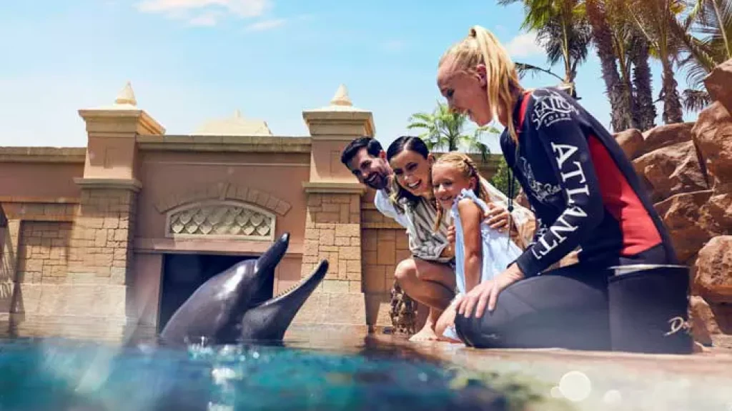 Dolphin Bay Atlantis The Palm Dubai | Yunuslarla Yüzme Deneyimi