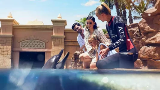 Dolphin Bay Atlantis The Palm Dubai | Yunuslarla Yüzme Deneyimi
