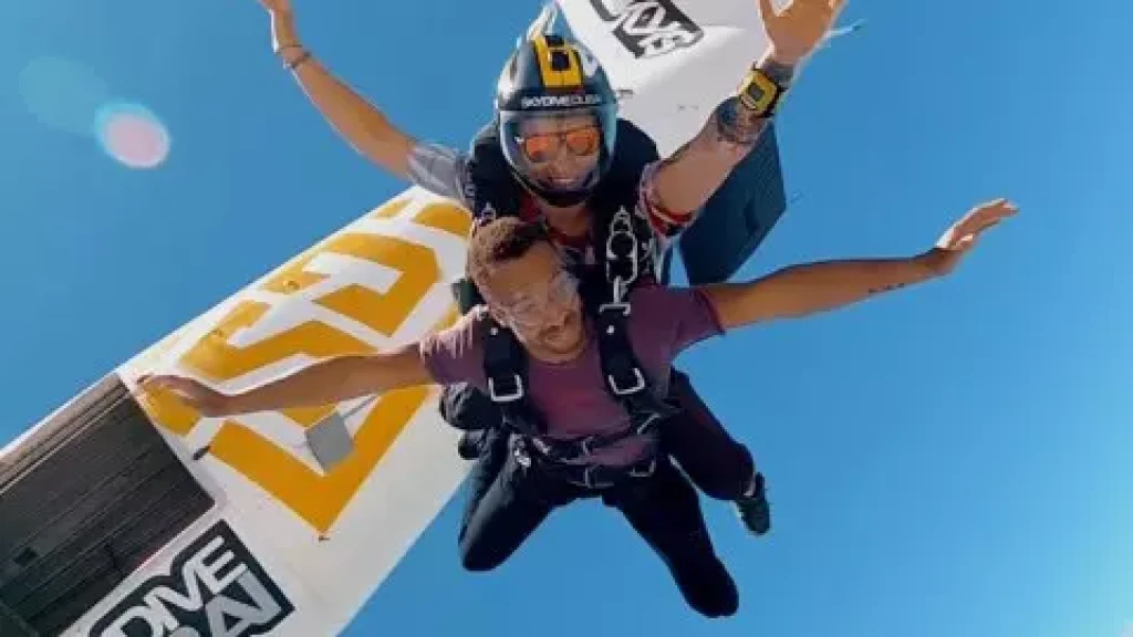 'Skydive Dubai | Tandem Skydiving Experience in Dubai'