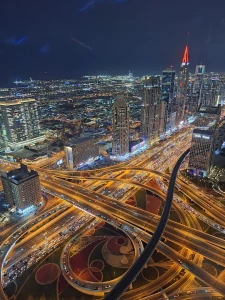 Sky Views Dubai | Cam Kaydırak & Burj Khalifa Manzaralı Gözlem Terası