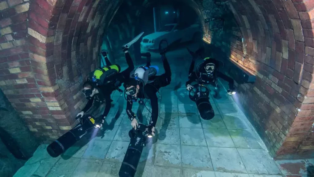 Deep Dive Dubai | The World's Deepest Diving Pool & Scuba Diving Experience