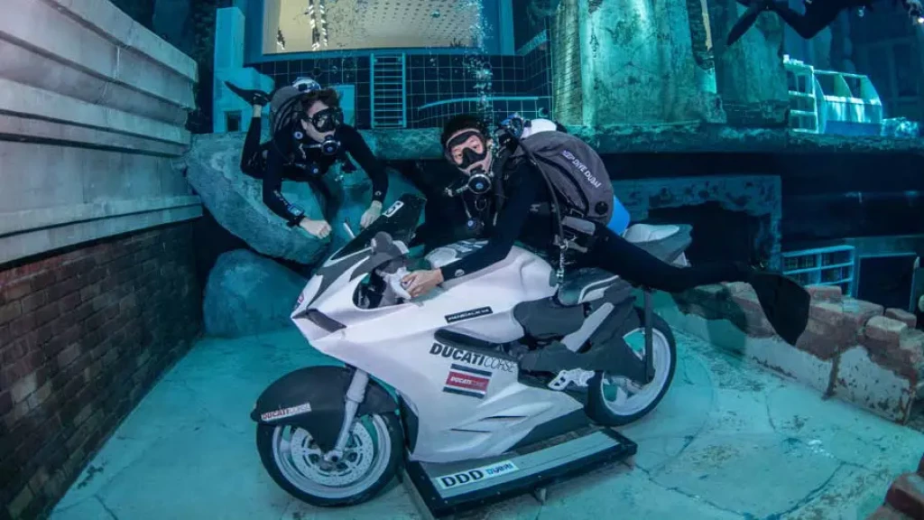 Deep Dive Dubai | The World's Deepest Diving Pool & Scuba Diving Experience