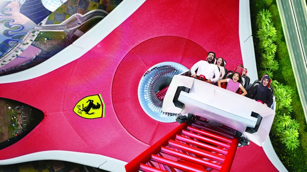 Yas Island Çok Günlü Çoklu Park Bileti | Ferrari World, Warner Bros, Yas Waterworld & SeaWorld