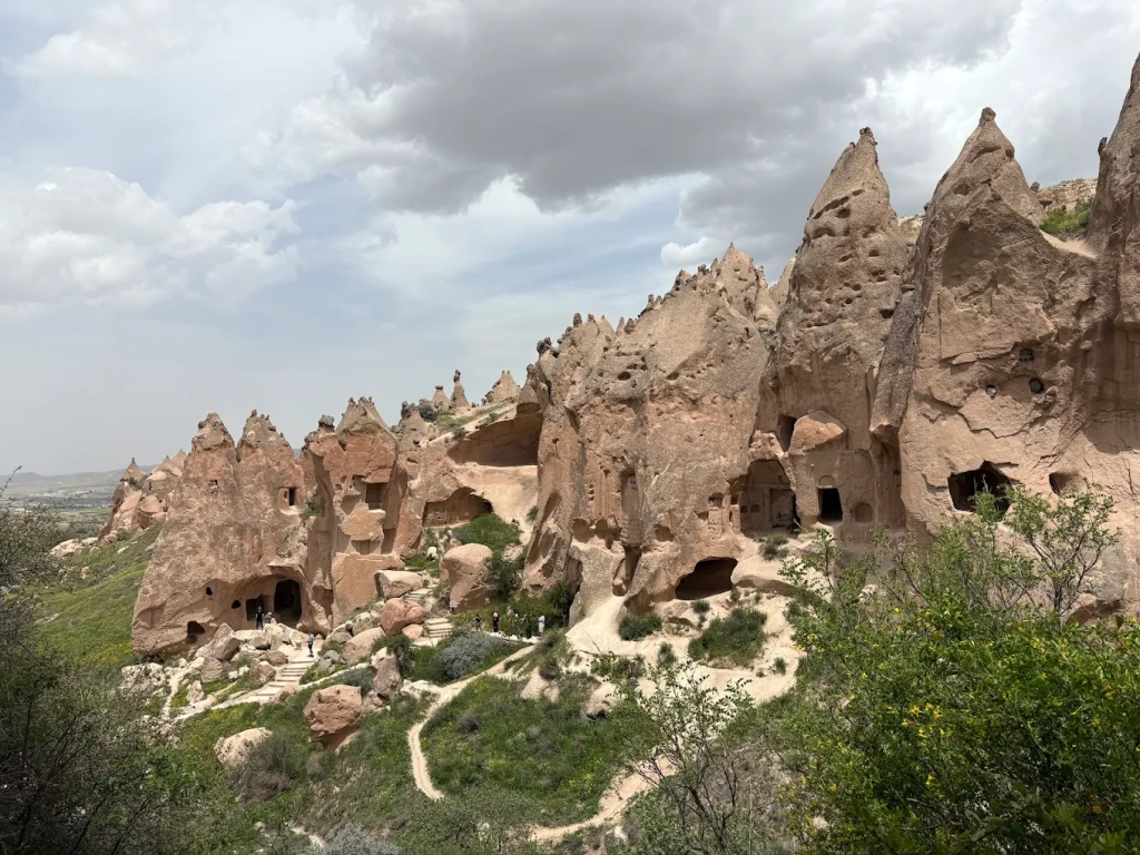 Pakovanje balona u vazduhu u Kapadokiji + Crvena tura (1 dan)