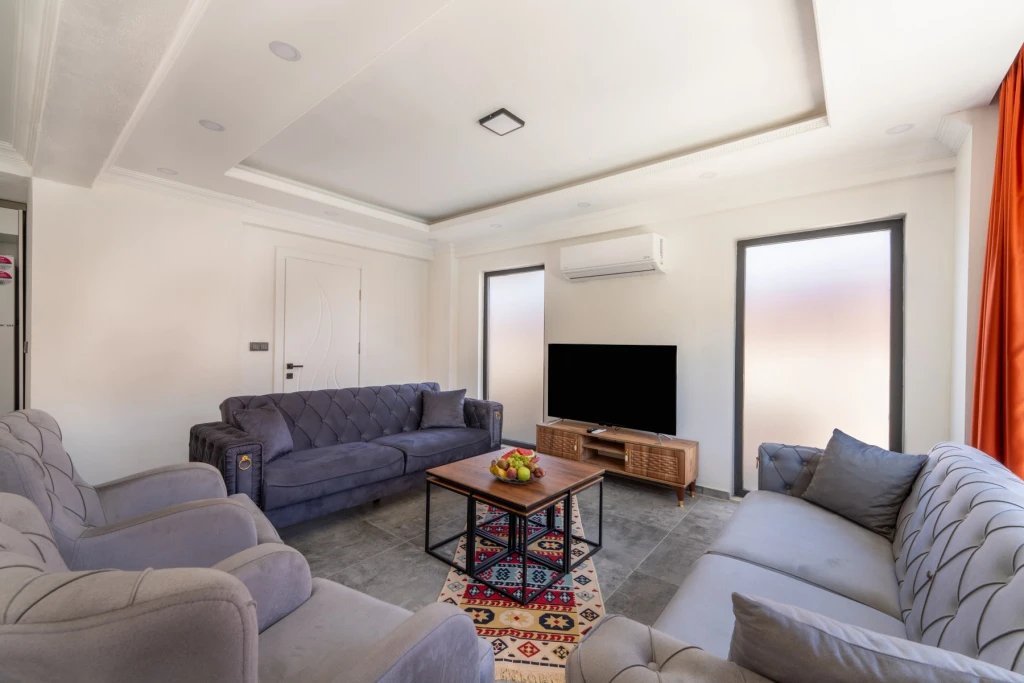 Villa of the Fairies 1