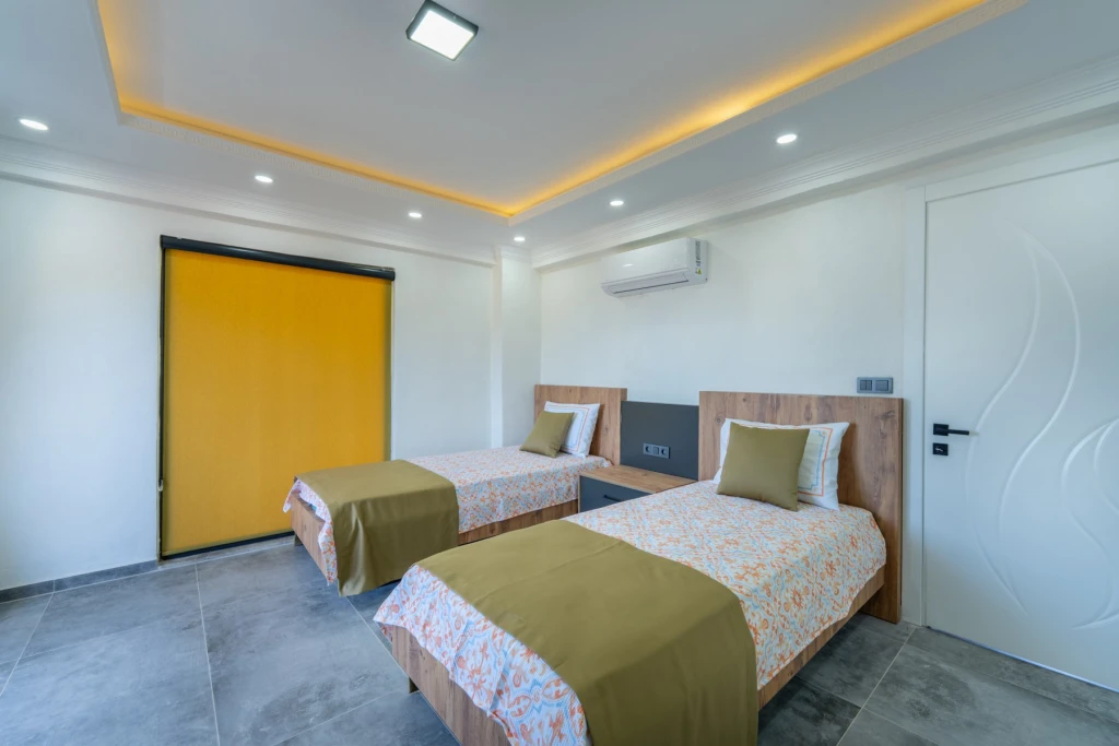 Villa of the Fairies 1