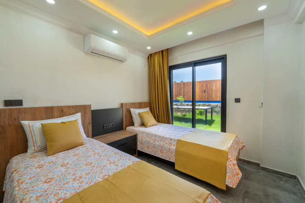 Villa of the Fairies 1