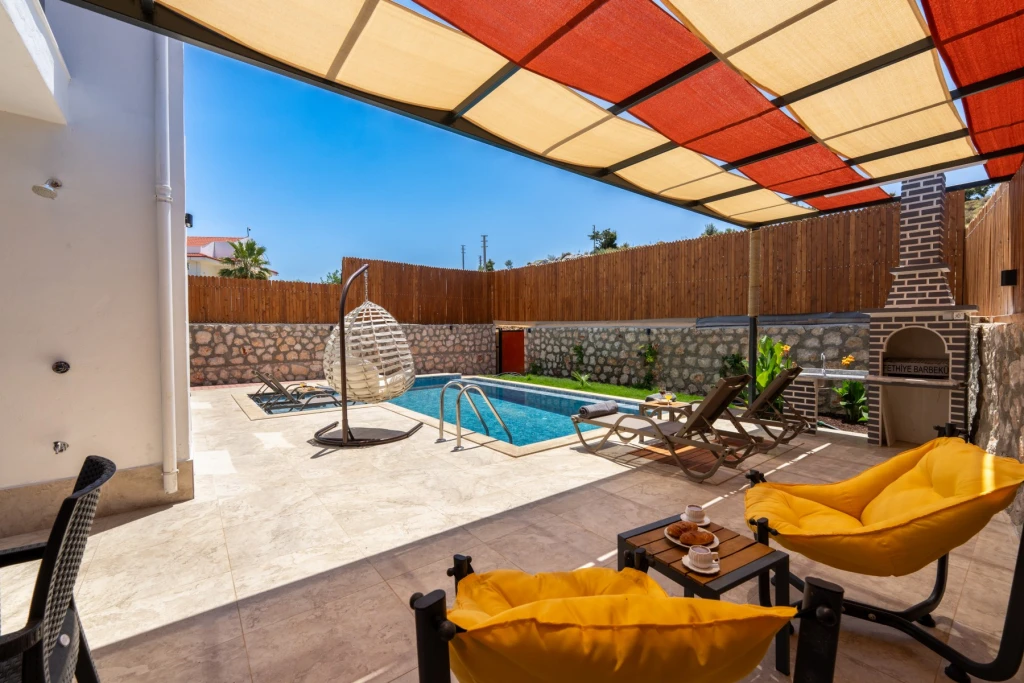 Villa of the Fairies 1