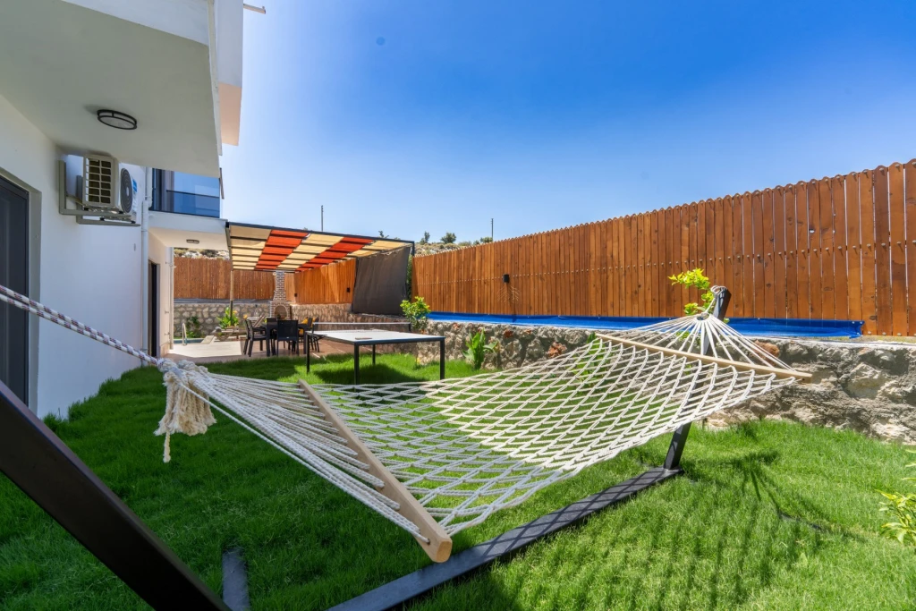 Villa of the Fairies 1