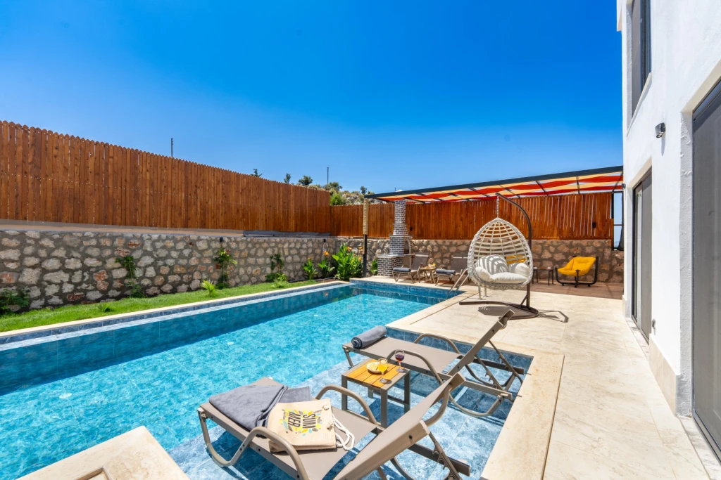 Villa of the Fairies 1