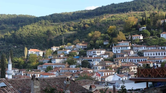 Alaçatı Ot Festivali Turu 1 Gece Otel Konaklamalı