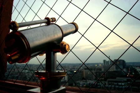 "Бенелюкс та Париж та Амстердам Тур (з Меца та Брюгге) – вихід з Адани"