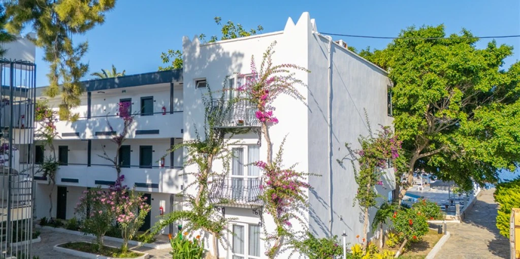 Luna Beach Hotel Bodrum | 4 Gece Konaklamalı | İstanbul,İzmit,Bursa ve İzmir Hareketli