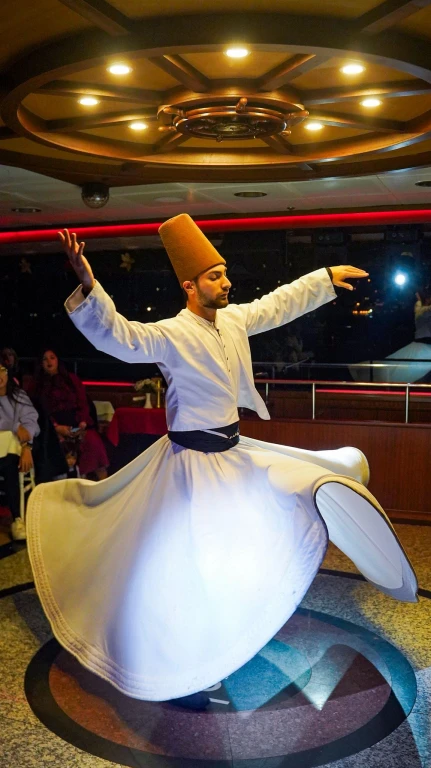 Istanbul Bosphorus Dinner Cruise with Turkish Dinner & Live Shows