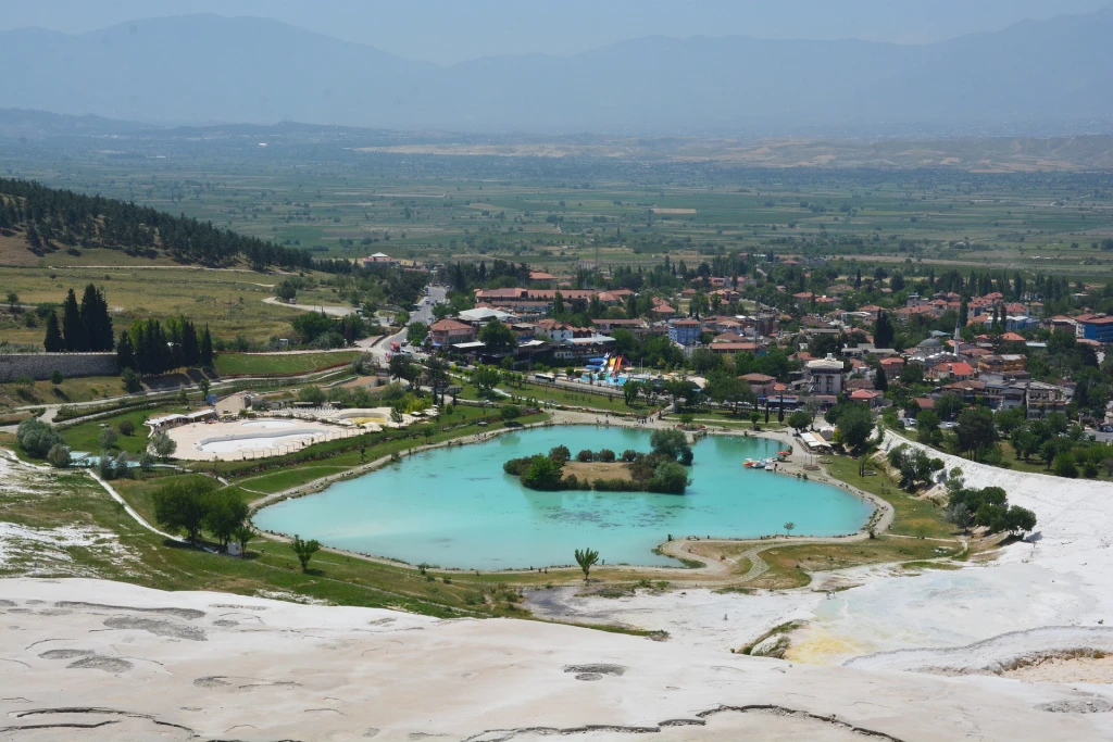 Full-Day All-Inclusive Pamukkale & Hierapolis Tour from Istanbul