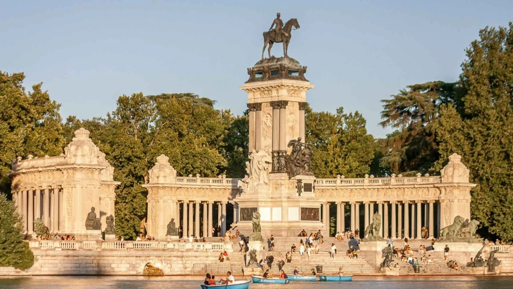 Çanakkale Hareketli Madrid Turu Ajet Havayolları İle 3 Gece Promosyon