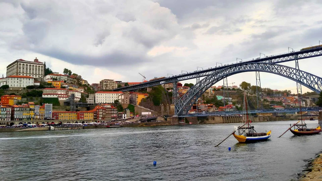 Malatya Hareketli Madrid Turu Ajet Havayolları İle 3 Gece Promosyon