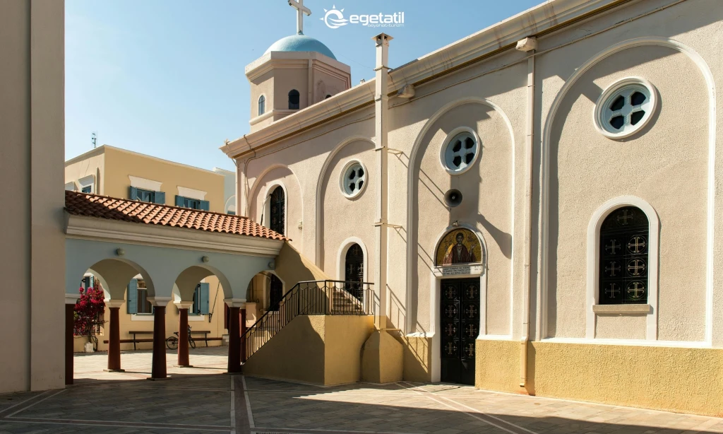 جولة كرمانة عيد الأضحى الخاصة 3 ليالٍ 4 أيام | إمكانية الحصول على تأشيرة عند الوصول