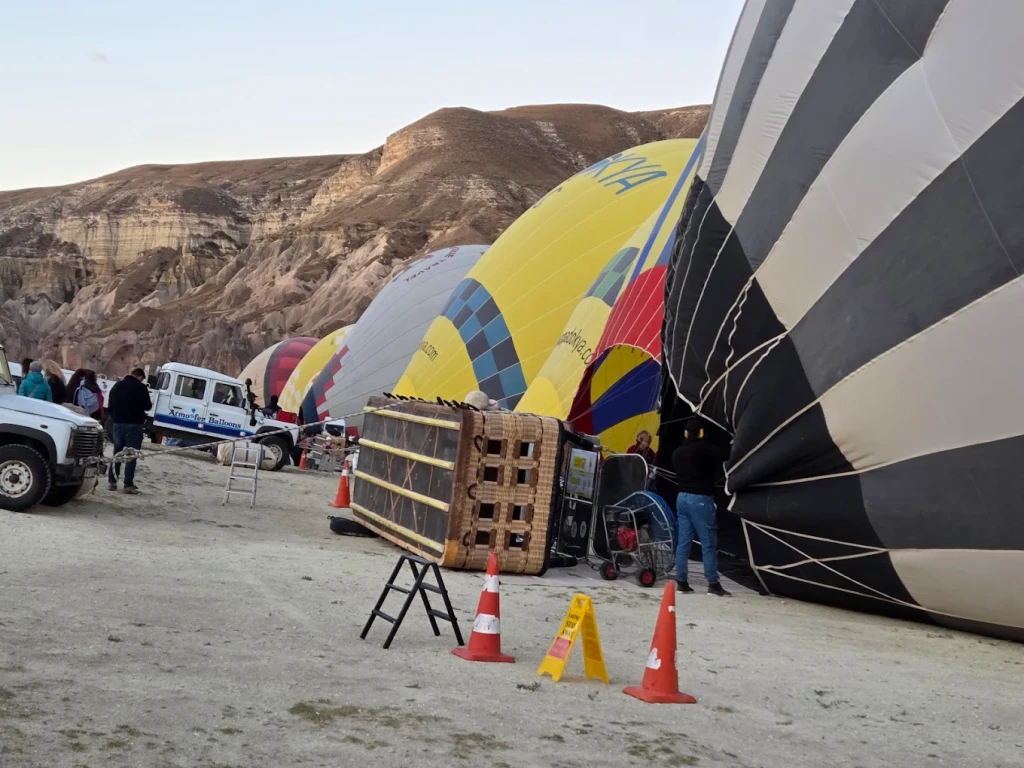 Cappadocia Sunrise Balloon + Red Tour Combo
