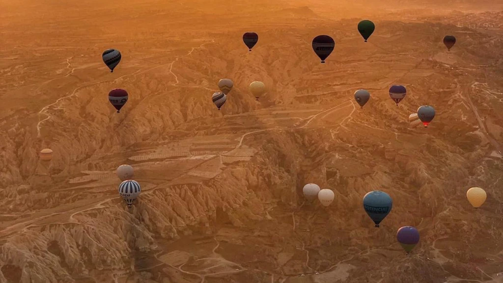 Cappadocia Sunrise Balloon + Red Tour Combo