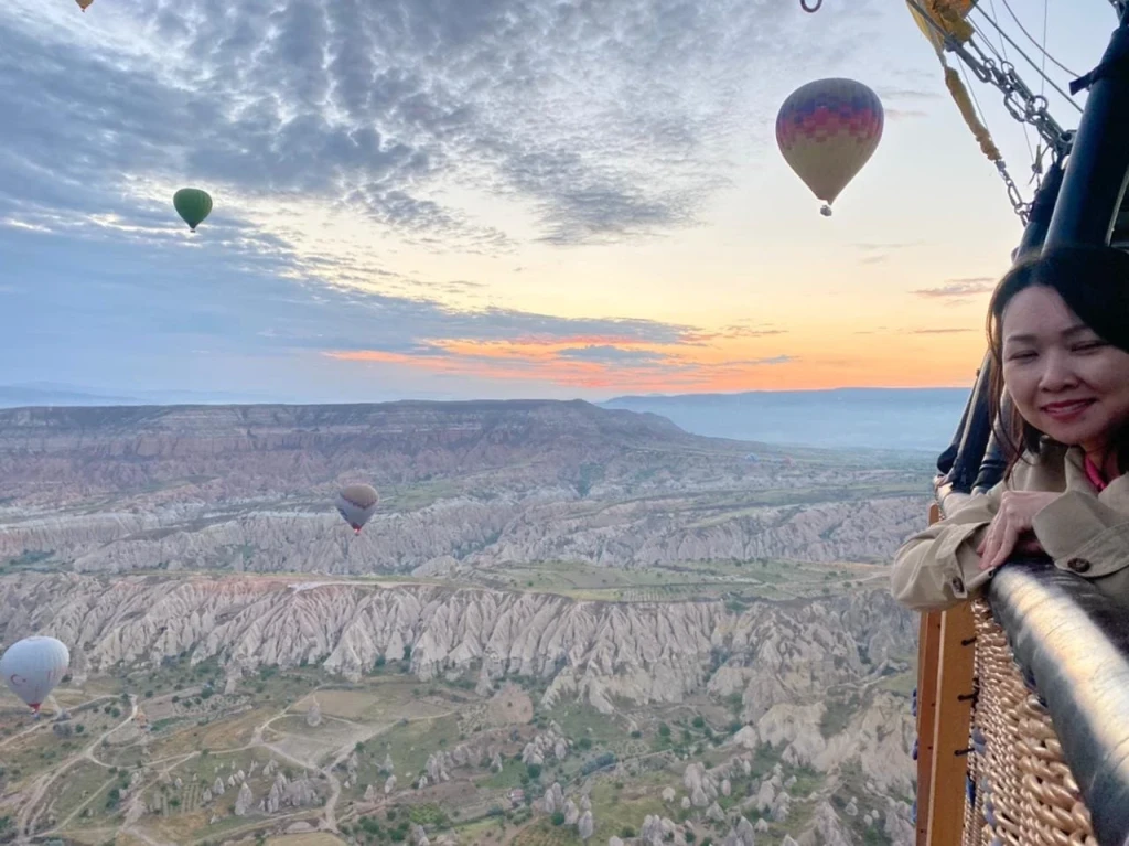Cappadocia Sunrise Balloon + Red Tour Combo