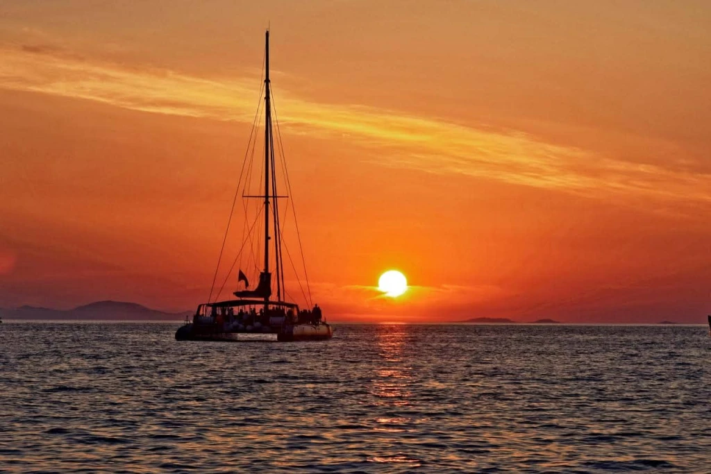 Greek Island Explorer Tour : 7 Days Athens, Santorini & Mykonos