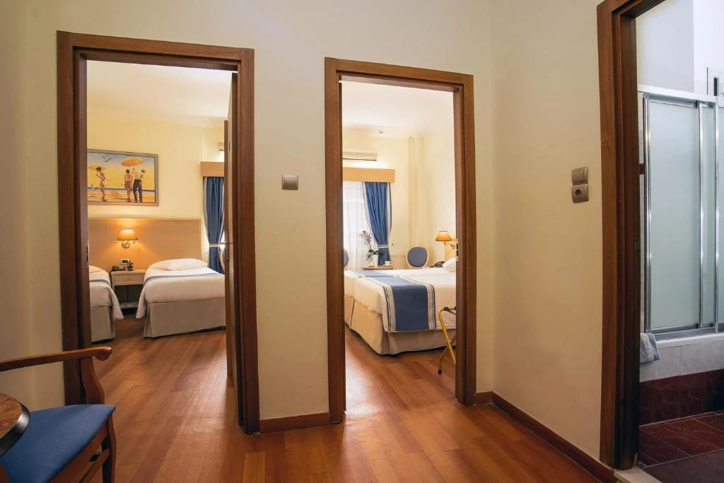 Blue Sea Hotel