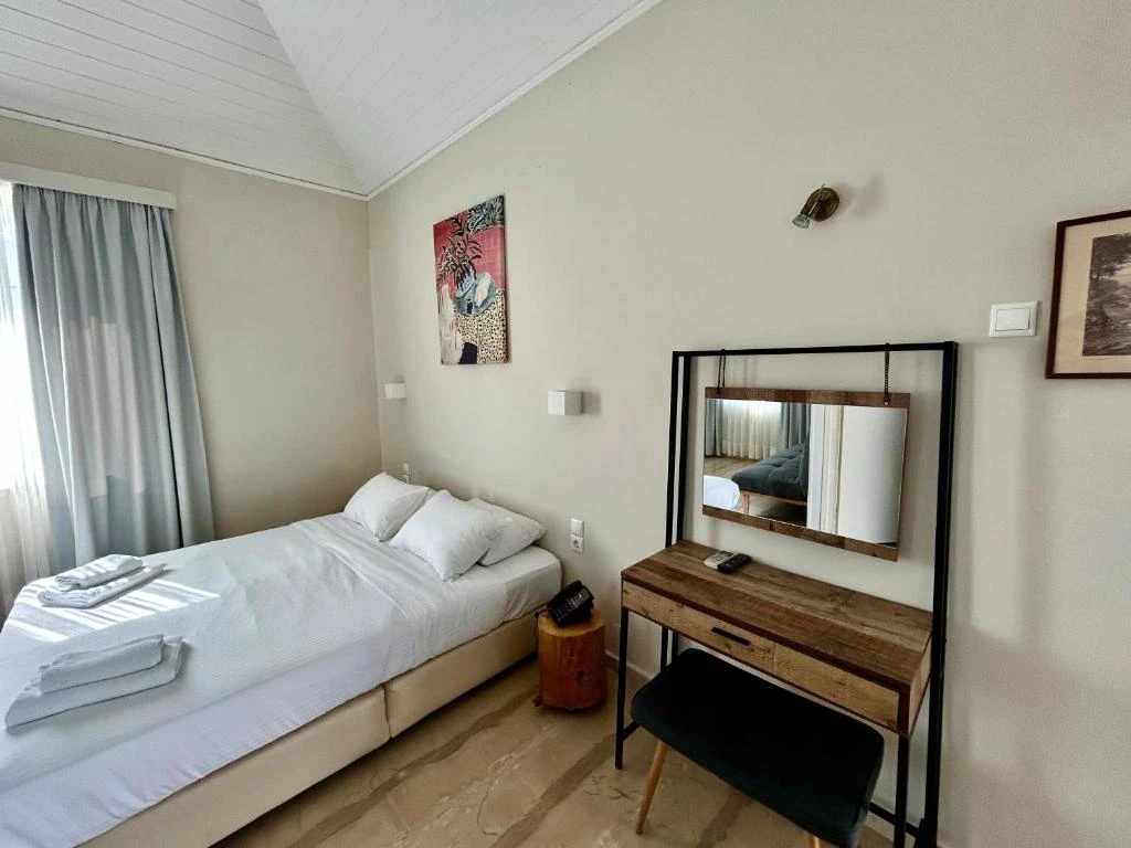 Loriet Hotel