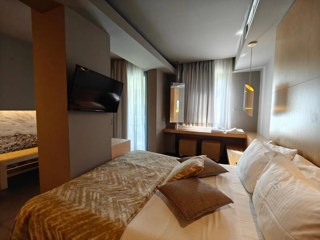 Elysion Hotel
