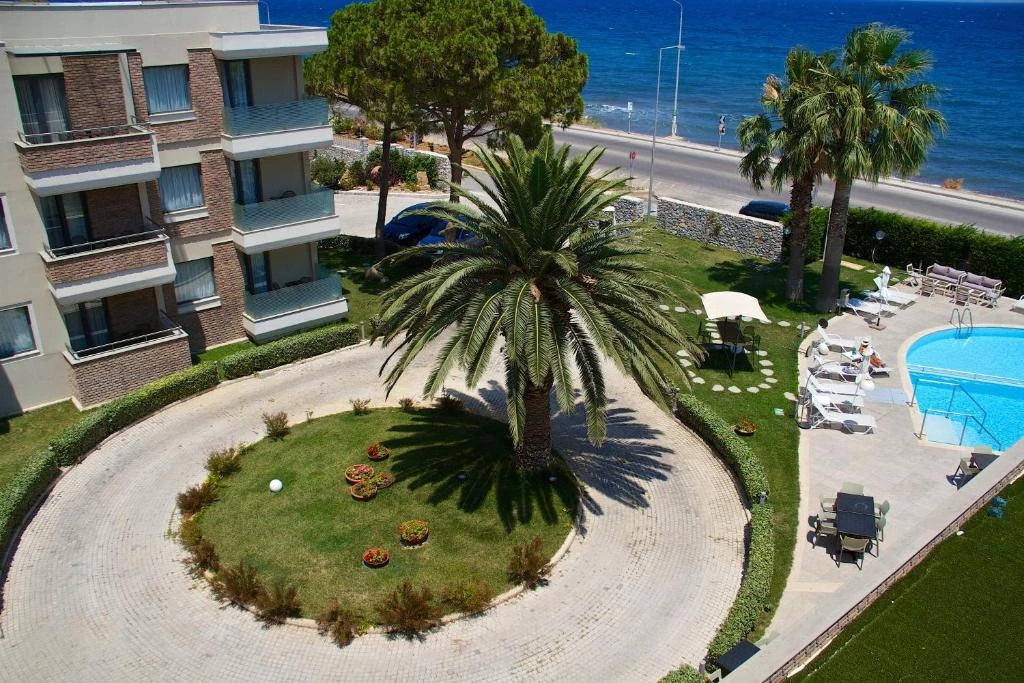 Elysion Hotel