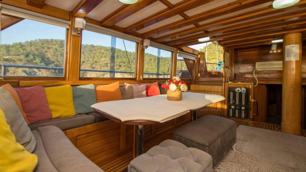 Mosaik Gulet Yachtcharter: Private blaue Kreuzfahrt in der Türkei