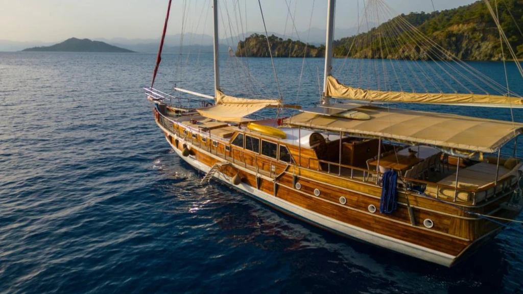 Mosaik Gulet Yachtcharter: Private blaue Kreuzfahrt in der Türkei