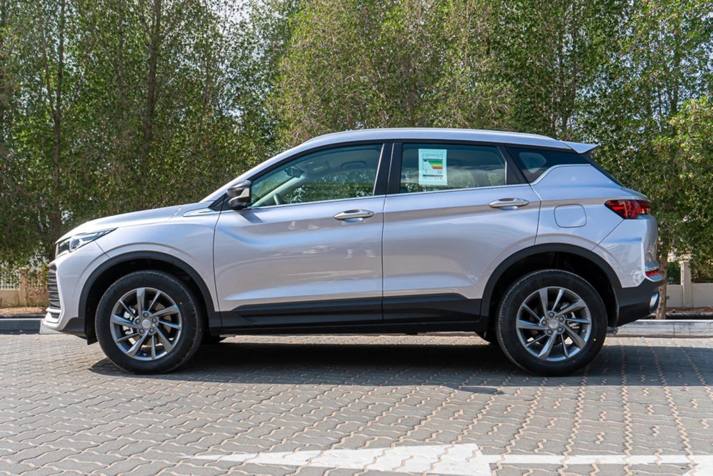 Noleggio auto Geely CoolRay Dubai | 129aed al giorno *NESSUN DEPOSITO