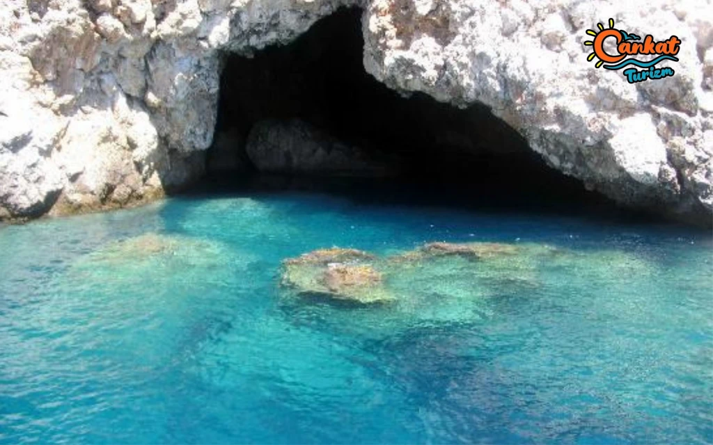 'Alanya Halal Concept Short Boat Tour 14:00-18:00'