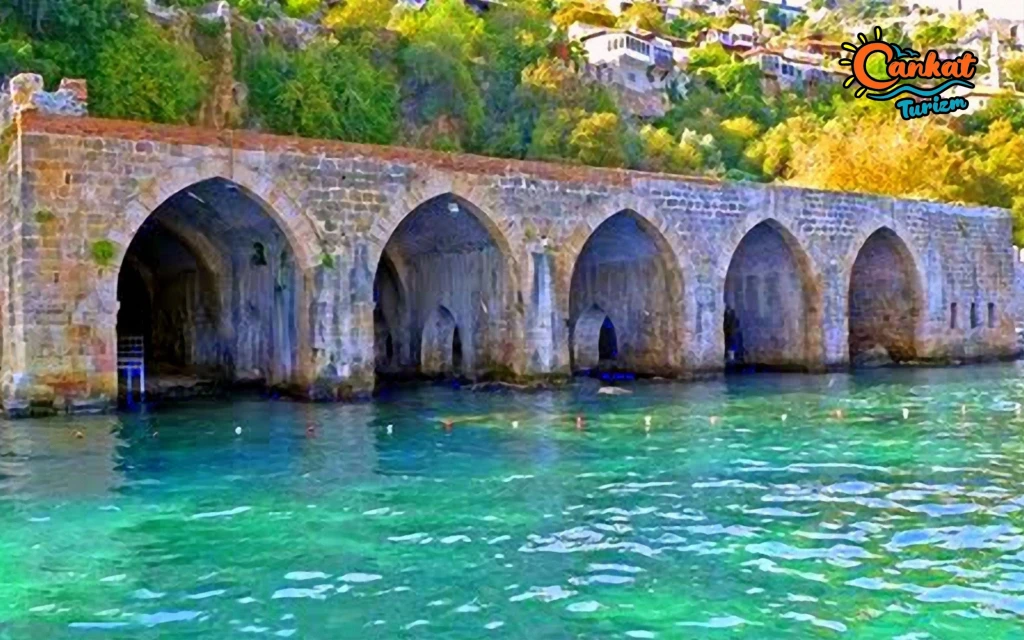 'Alanya Halal Concept Short Boat Tour 14:00-18:00'