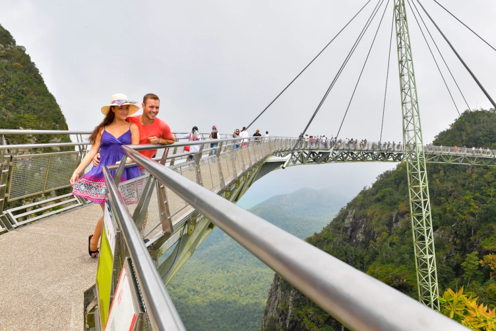 SİNGAPUR & BALİ & KUALA LUMPUR TURU Türk Hava Yolları ile 6 gece VİZESİZ