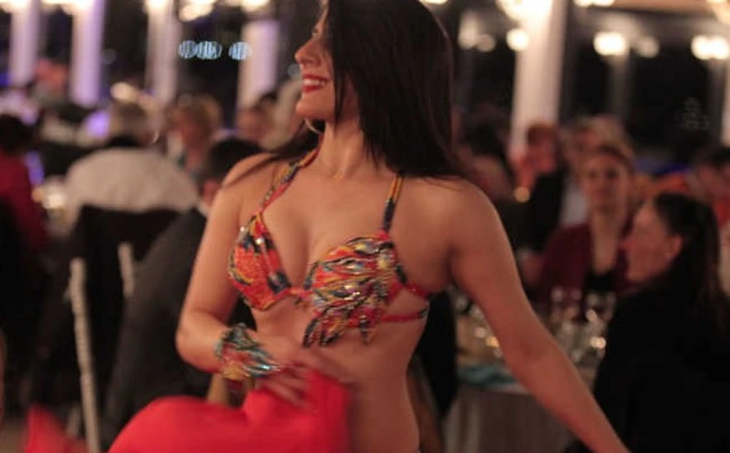 Круиз на ужин по Босфору с турецким шоу