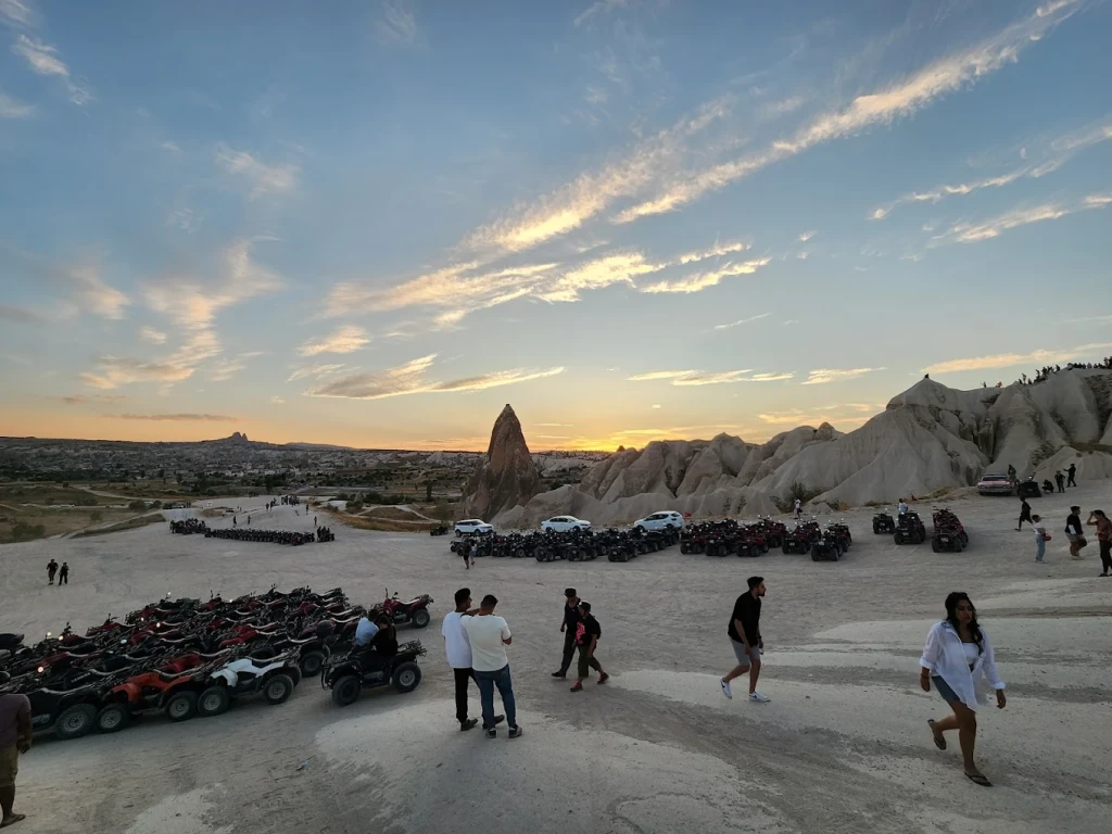 कैपाडोसिया एटीवी टूर एडवेंचर सूर्यास्त