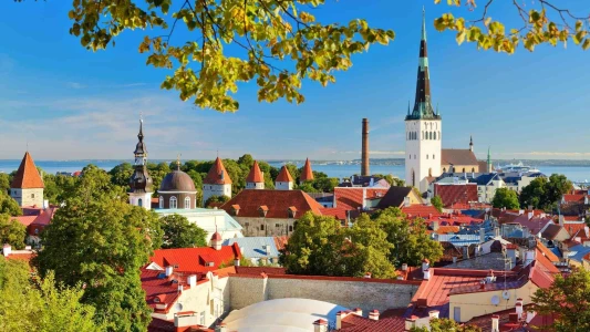 Baltıklar'da 3 Ülke Tallinn & Riga & Vilnius Turu THY İle Kurban Bayramı Özel 7 Gece 8 Gün