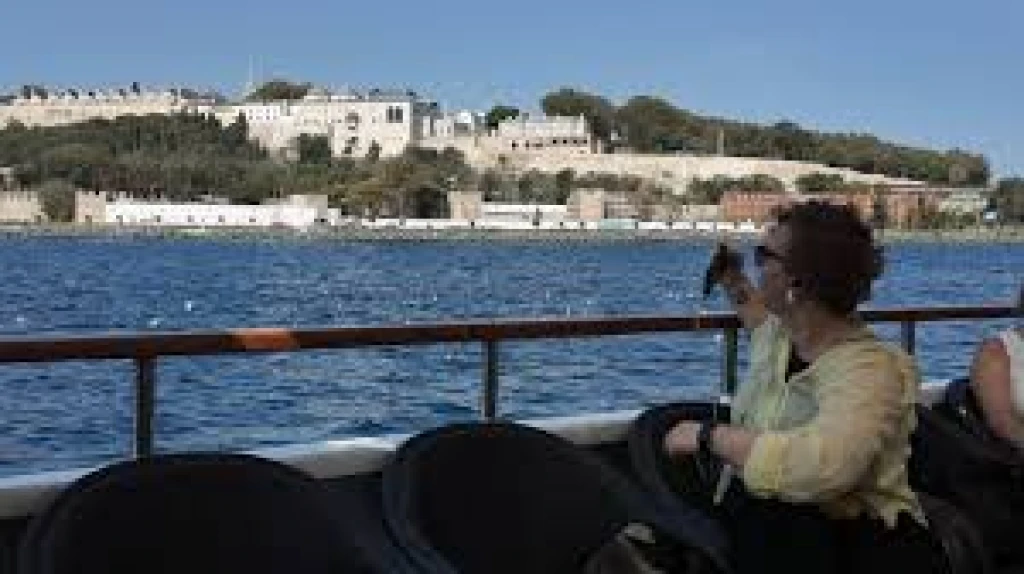 三小时博斯普鲁斯海峡游船午餐