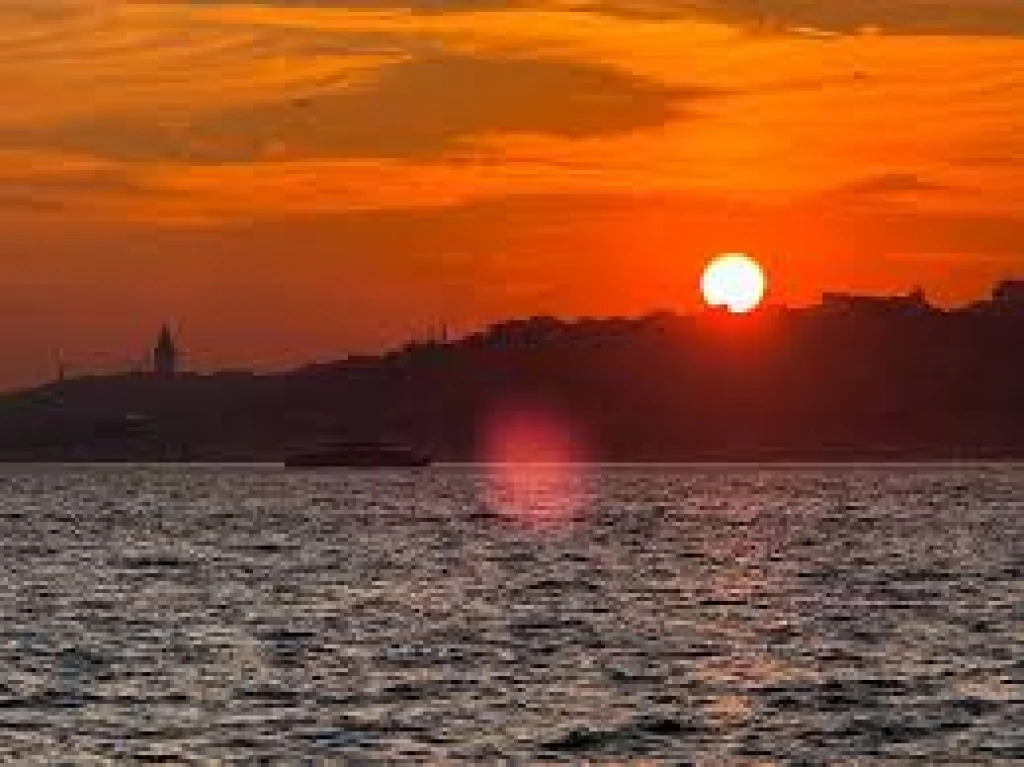 三小时日落巡航与饼干