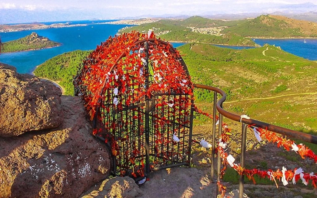 EGE TURU  /Kuşadası İzmir Çeşme Ayvalık Turu / 2 Gece Otel Konaklamalı